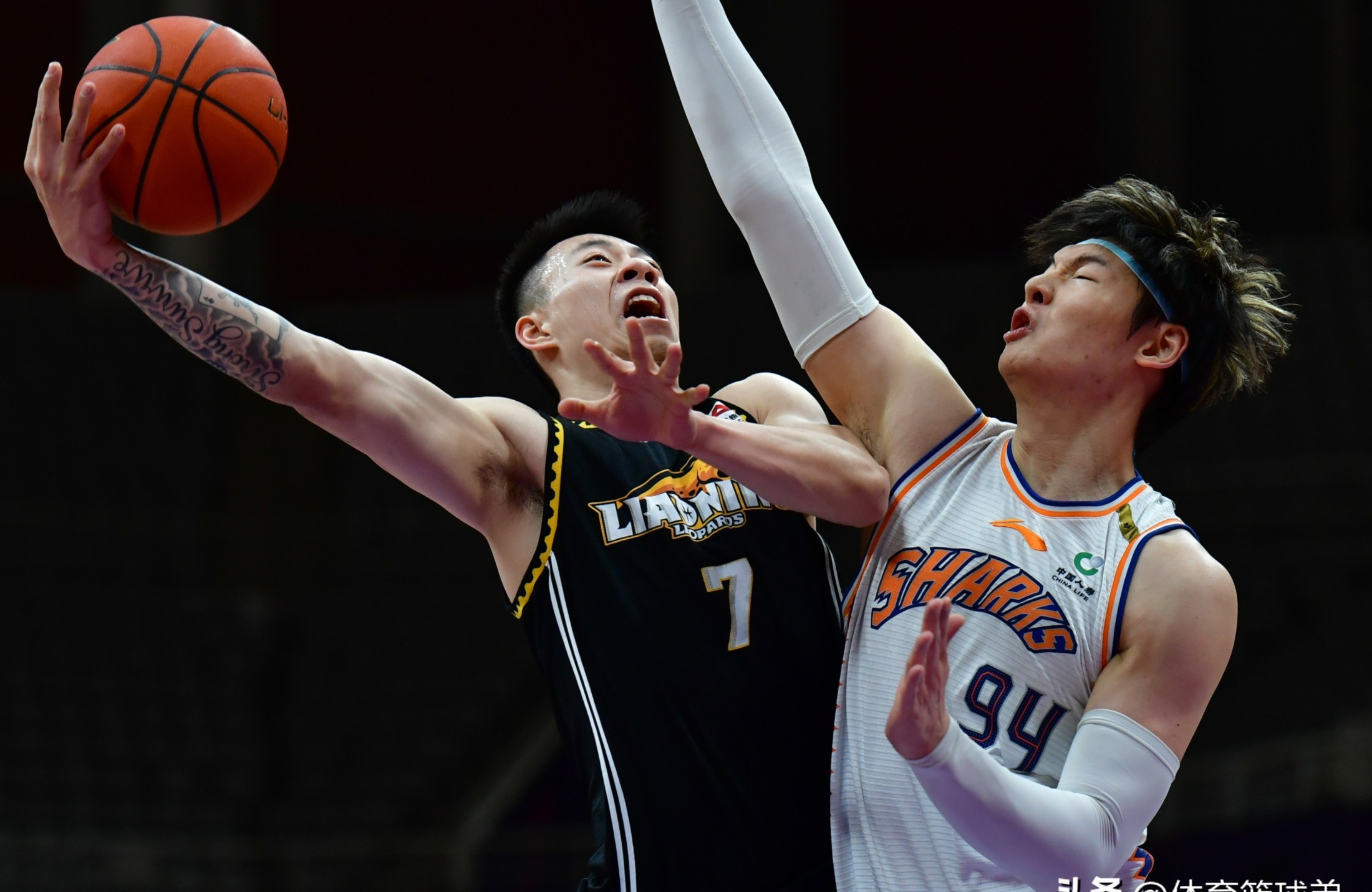 爱游戏欢迎页包含国际比赛日CBA常规赛焦点战，尤文图斯篮板制胜，信心回归，心理建设被强调的词条